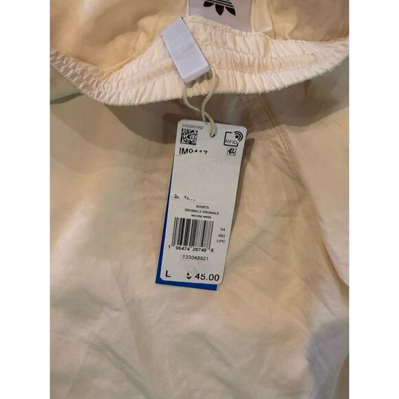 Adidas Originals Sprinter Shorts Cream White Men’s L Trefoil Logo NEW - Picture 4 of 4